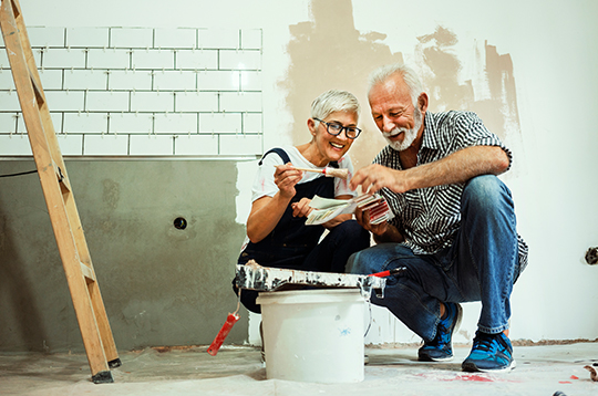 elderly-couple-remodeling-mcti2